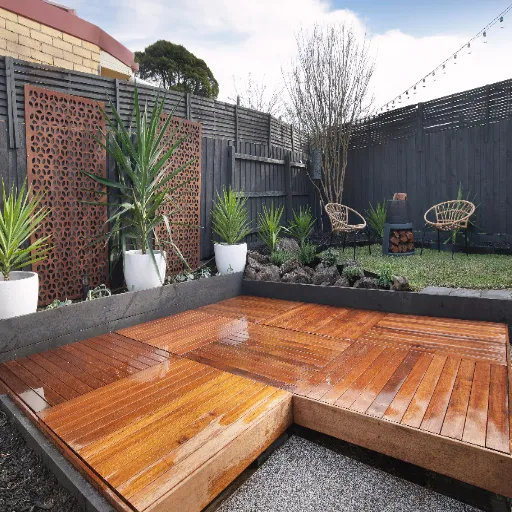 Sourcing a Modular or Traditional Decking System from China